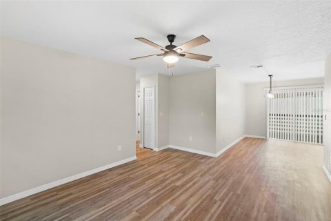 House in New Smyrna Beach, Florida 2 bedrooms, 95.88 sq.m. № 1908257 - photo 29