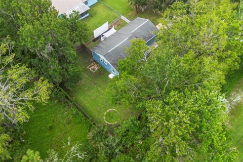 House in New Smyrna Beach, Florida 2 bedrooms, 95.88 sq.m. № 1908257 - photo 12
