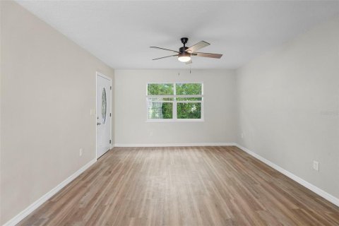 House in New Smyrna Beach, Florida 2 bedrooms, 95.88 sq.m. № 1908257 - photo 21