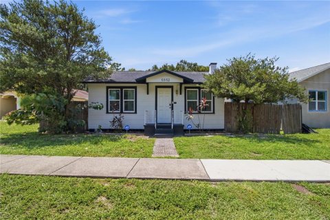 Casa en Saint Petersburg, Florida 2 dormitorios, 57.97 m2 № 2377968