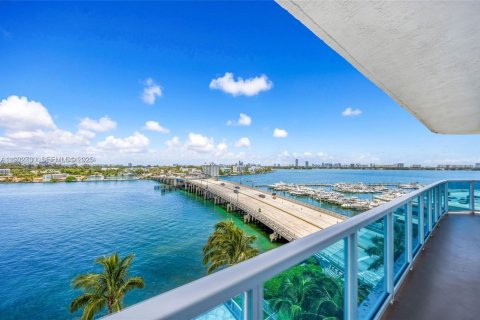 Copropriété à vendre à North Bay Village, Floride: 2 chambres, 117.24 m2 № 1976620 - photo 8