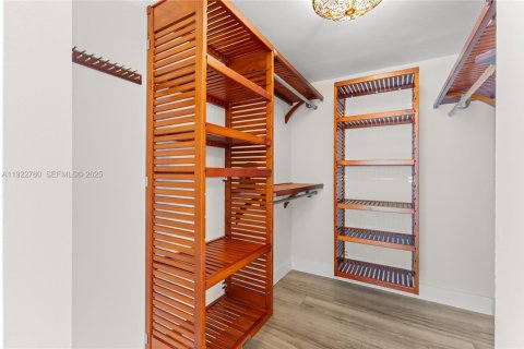 Copropriété à vendre à North Bay Village, Floride: 2 chambres, 117.24 m2 № 1976620 - photo 22