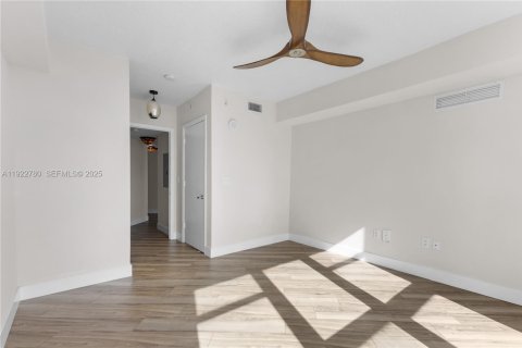 Copropriété à vendre à North Bay Village, Floride: 2 chambres, 117.24 m2 № 1976620 - photo 18