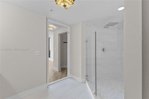 Copropriété à vendre à North Bay Village, Floride: 2 chambres, 117.24 m2 № 1976620 - photo 20