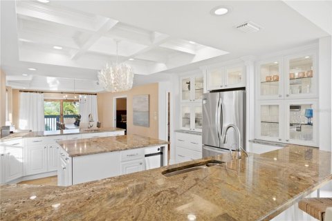 House in Indian Shores, Florida 4 bedrooms, 297.94 sq.m. № 1801670 - photo 23