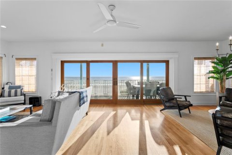 House in Indian Shores, Florida 4 bedrooms, 297.94 sq.m. № 1801670 - photo 27