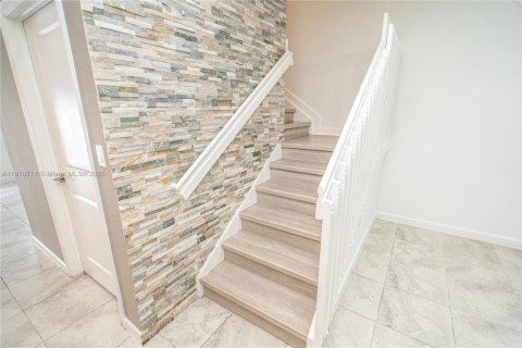 Adosado en venta en Homestead, Florida, 3 dormitorios, 157.66 m2 № 1965967 - foto 10