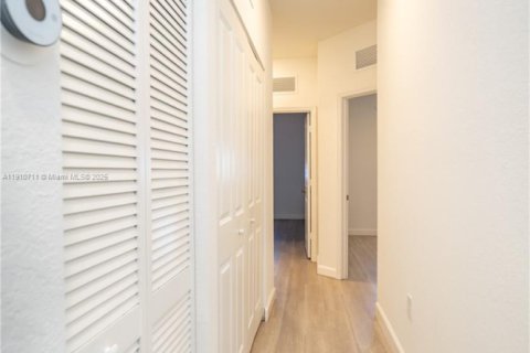 Adosado en venta en Homestead, Florida, 3 dormitorios, 157.66 m2 № 1965967 - foto 22