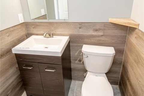 Adosado en venta en Homestead, Florida, 3 dormitorios, 157.66 m2 № 1965967 - foto 23