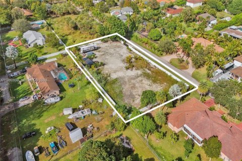 Terreno en venta en Pembroke Pines, Florida № 2056701 - foto 6