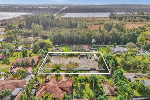 Terreno en venta en Pembroke Pines, Florida № 2056701 - foto 10