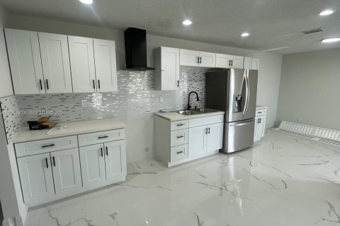 Villa ou maison à Homestead, Floride 6 chambres, 245.26 m2 № 2004758