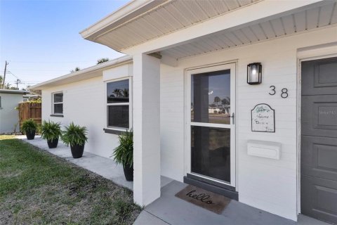 Casa en venta en Ormond Beach, Florida, 2 dormitorios, 123.75 m2 № 1829696 - foto 2
