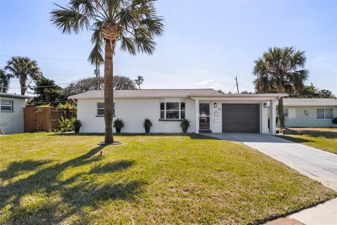 Casa en venta en Ormond Beach, Florida, 2 dormitorios, 123.75 m2 № 1829696 - foto 1