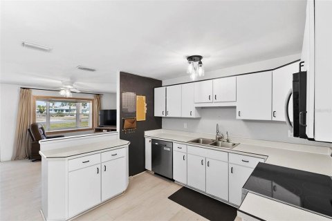 Casa en venta en Ormond Beach, Florida, 2 dormitorios, 123.75 m2 № 1829696 - foto 11