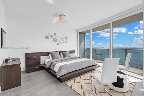 Condominio en venta en Miami, Florida, 3 dormitorios, 187.48 m2 № 1763548 - foto 15