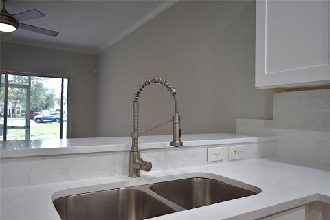 Touwnhouse à vendre à Riverview, Floride: 2 chambres, 128.48 m2 № 1873548 - photo 20