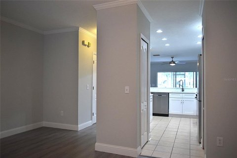 Touwnhouse à vendre à Riverview, Floride: 2 chambres, 128.48 m2 № 1873548 - photo 9