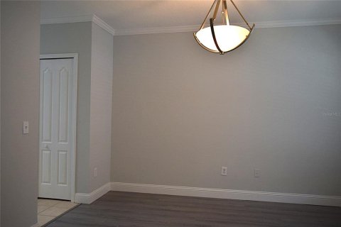 Touwnhouse à vendre à Riverview, Floride: 2 chambres, 128.48 m2 № 1873548 - photo 7