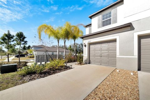 Townhouse in Riverview, Florida 2 bedrooms, 152.55 sq.m. № 2379238 - photo 4
