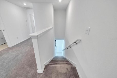 Townhouse in Riverview, Florida 2 bedrooms, 152.55 sq.m. № 2379238 - photo 27