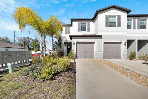 Townhouse in Riverview, Florida 2 bedrooms, 152.55 sq.m. № 2379238