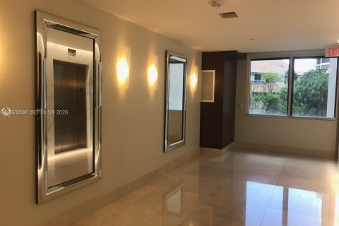 Снять в аренду кондоминиум в Майами, Флорида 1 спальня, 65.03м2, № 2145742 - фото 20