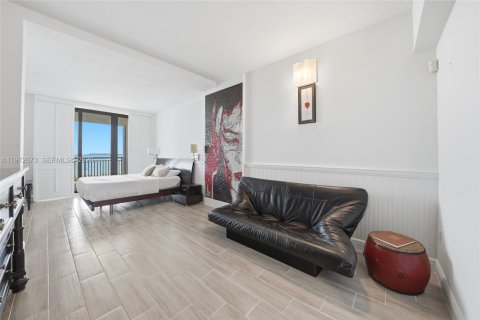 Condo in Miami, Florida, 2 bedrooms № 2046828 - photo 14
