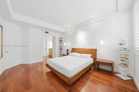 Condo in Miami, Florida, 2 bedrooms № 2046828 - photo 20