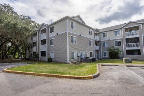 Condo in Gainesville, Florida, 4 bedrooms  № 2351472