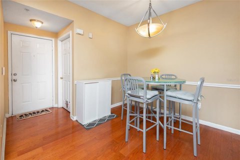 Condominio en venta en Orlando, Florida, 2 dormitorios, 96.71 m2 № 1597994 - foto 2