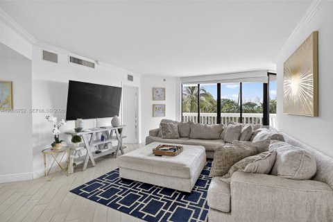 Condo in Aventura, Florida, 3 bedrooms  № 2185906 - photo 2