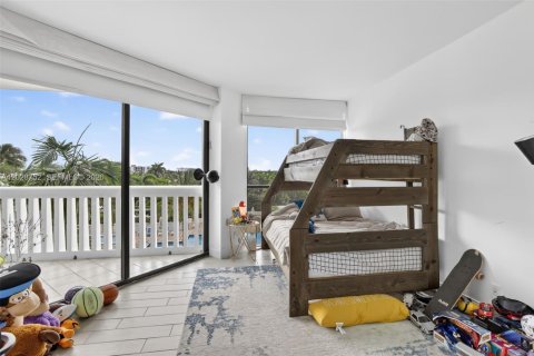 Condo in Aventura, Florida, 3 bedrooms  № 2185906 - photo 24