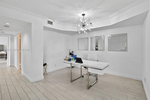 Condo in Aventura, Florida, 3 bedrooms  № 2185906 - photo 4