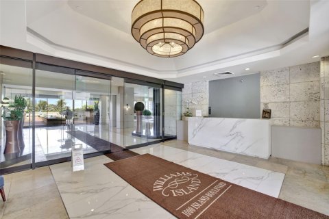 Condo in Aventura, Florida, 3 bedrooms  № 2185906 - photo 30