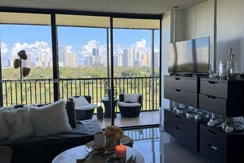 Copropriété à vendre à Aventura, Floride: 1 chambre, 84.82 m2 № 1978183 - photo 2