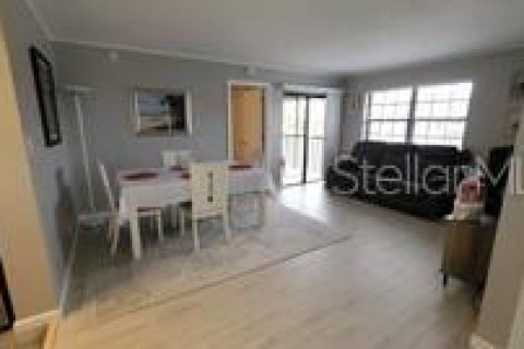 Снять в аренду кондоминиум в Порт-Шарлотт, Флорида 5 комнат, 77.85м2, № 1911519 - фото 17