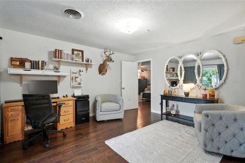 Casa en venta en Zephyrhills, Florida, 3 dormitorios, 212.93 m2 № 1821202 - foto 22