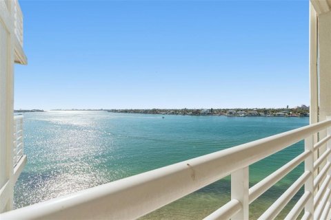 Copropriété à vendre à Saint Petersburg, Floride: 2 chambres, 110.09 m2 № 2105694 - photo 7