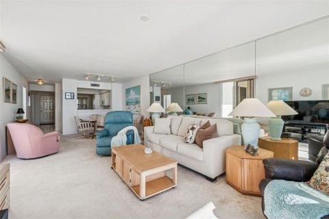 Copropriété à vendre à Saint Petersburg, Floride: 2 chambres, 110.09 m2 № 2105694 - photo 11