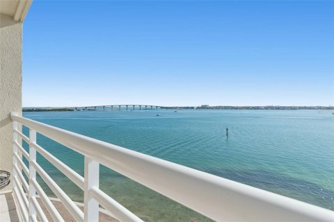 Copropriété à vendre à Saint Petersburg, Floride: 2 chambres, 110.09 m2 № 2105694 - photo 8