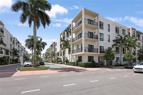 Condo in Doral, Florida, 2 bedrooms  № 1726811 - photo 21
