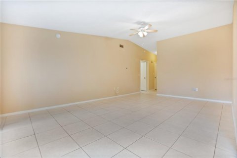 Villa ou maison à louer à Orlando, Floride: 3 chambres, 113.81 m2 № 1879864 - photo 6