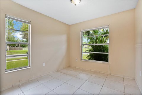 House in Orlando, Florida 3 bedrooms, 113.81 sq.m. № 1879864 - photo 14