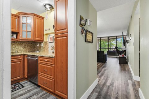 Condominio en venta en Coral Springs, Florida, 2 dormitorios, 99.22 m2 № 2180327 - foto 4