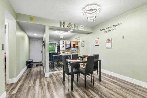 Condominio en venta en Coral Springs, Florida, 2 dormitorios, 99.22 m2 № 2180327 - foto 5