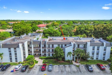 Condominio en venta en Coral Springs, Florida, 2 dormitorios, 99.22 m2 № 2180327 - foto 19