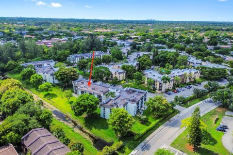 Condominio en venta en Coral Springs, Florida, 2 dormitorios, 99.22 m2 № 2180327 - foto 21