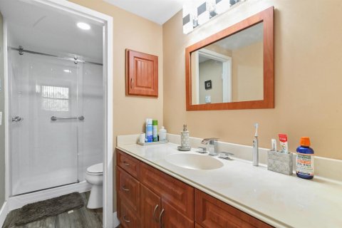 Condominio en venta en Coral Springs, Florida, 2 dormitorios, 99.22 m2 № 2180327 - foto 13