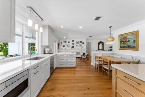 Villa ou maison à vendre à North Palm Beach, Floride: 4 chambres, 208.84 m2 № 2397143 - photo 10